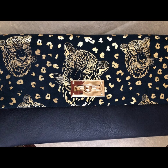 Purse - Picture 4 of 5